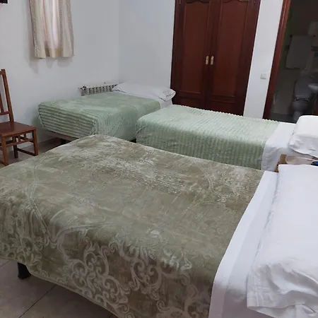 Hostal Rivera Atocha 79-2
